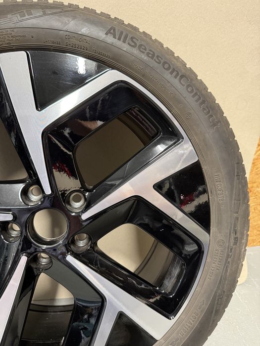 Felga VW ID3  10A601025K z oponą 19cali oryginał