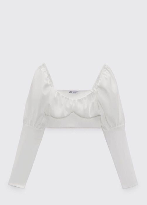 Білий топ з довгим рукавом