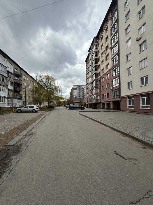 Оренда приміщення з фасадними вікнами, 226м2, біля Нової пошти