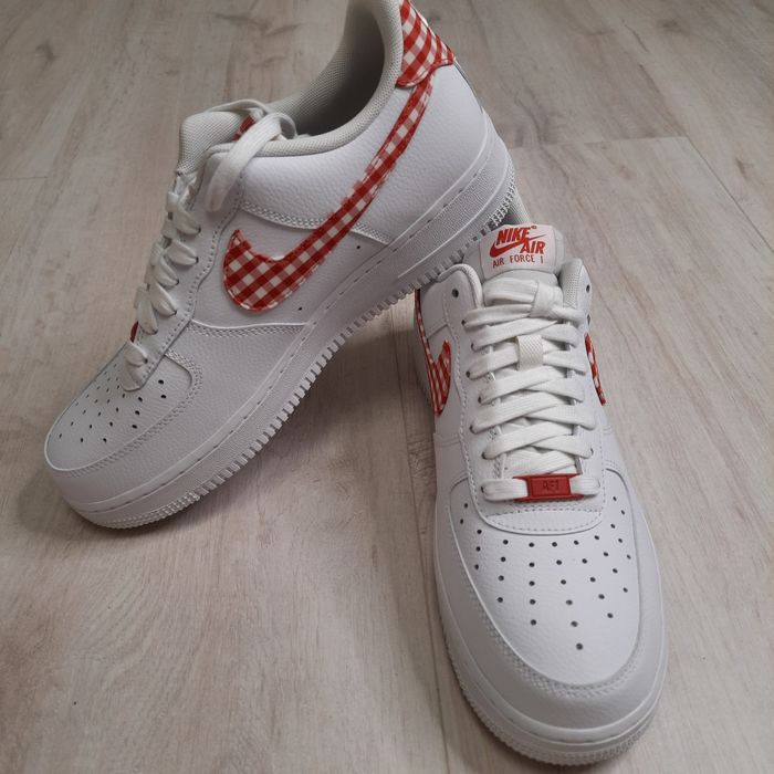 Оригінальні жіночі кросівки NIKE AIR FORCE 1 07 WHITE DZ2784-101