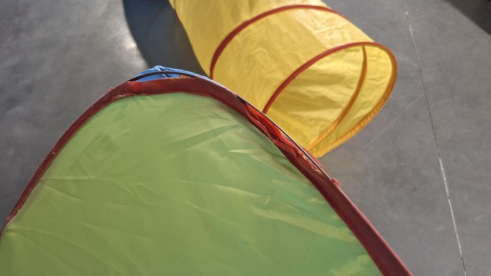 Tenda e tunel de criança USADO