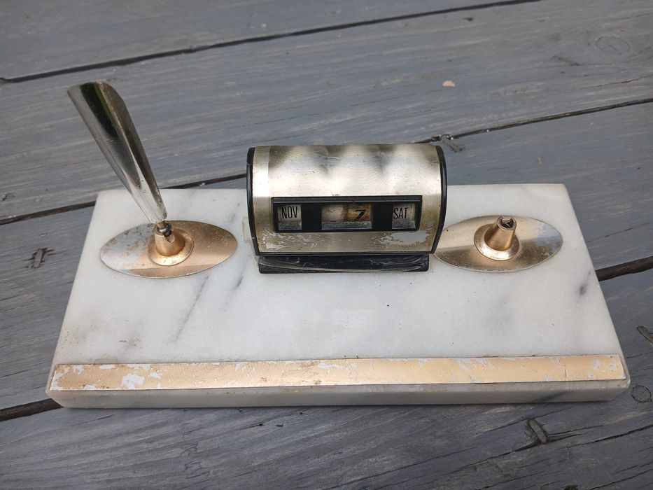 Zestaw na biurko z kalendarzem Retro