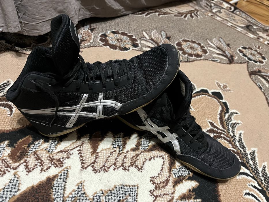 Борцовки asics 45 р 28.5см