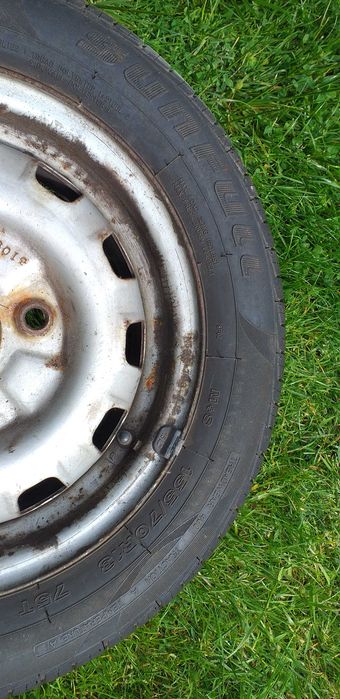 Felgi stalowe z oponami 155/70R13, Suzuki Swift MK2