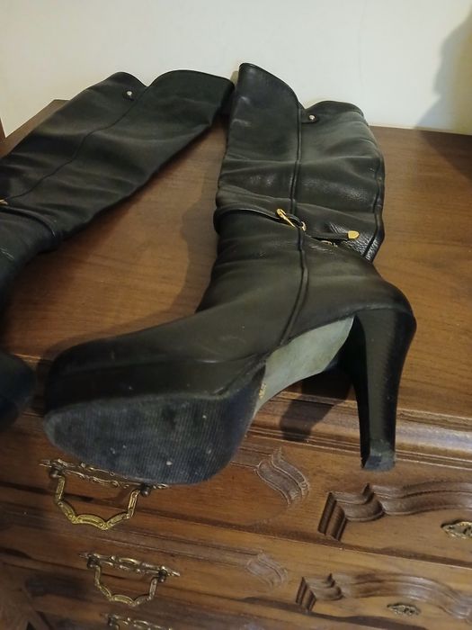 Botas em bom estado