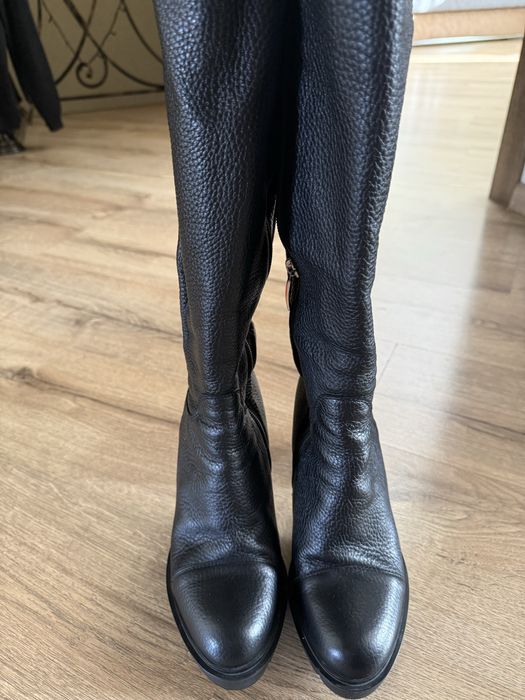 Чоботи Cesare Paciotti Італія