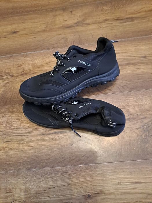 Buty wielbłąd 44. Nowe. Meskie