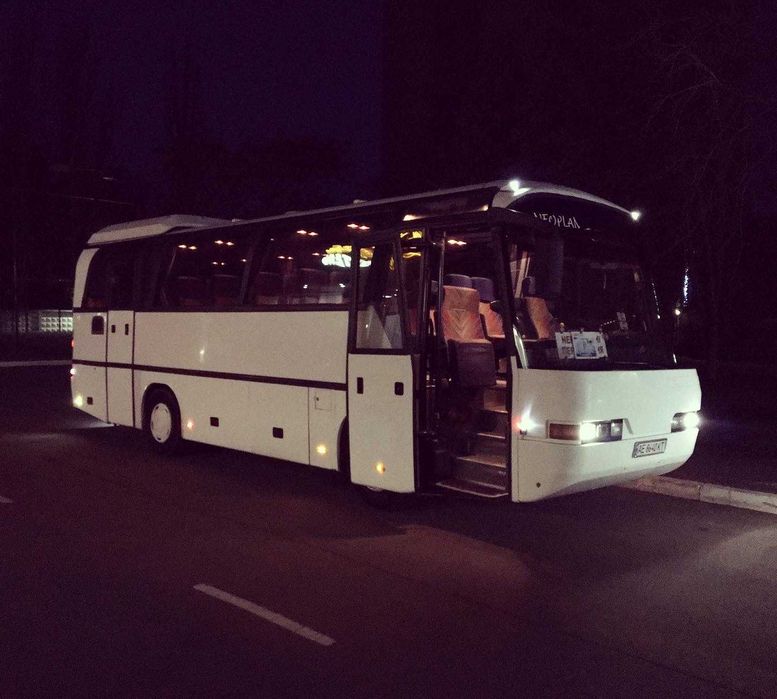 Оренда мікроавтобуса автобуса Камʼянець-Подільський | перевезення