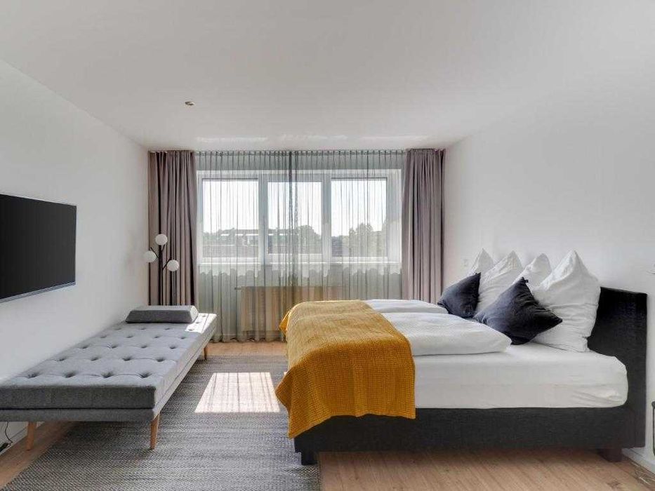 Посуточно Апартаменты возле Площади Победы (м. Университет)