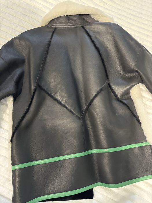 Продам стильну натуральну дублянку