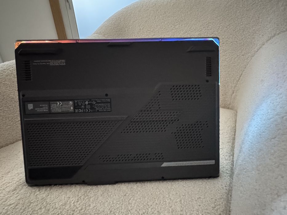 Asus rog strix g513