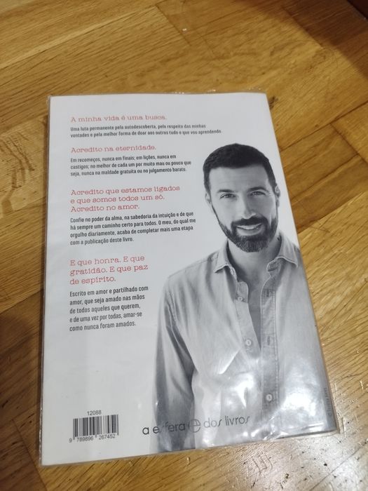 Livro de Gostava Santos auto cura