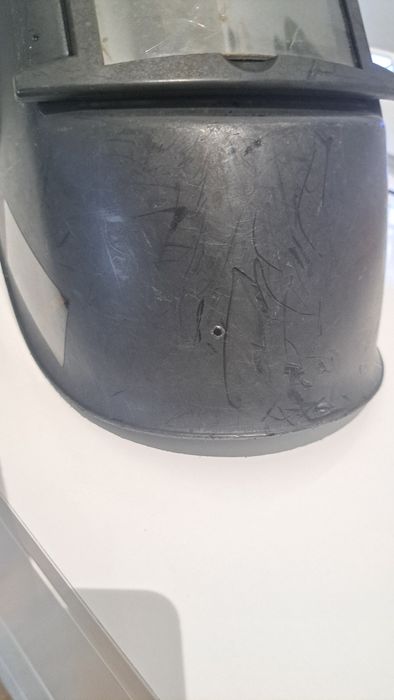 Przyłbica spawalnicza