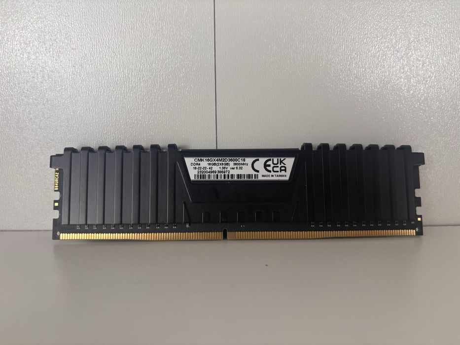 Corsair Vengeance Ram DDR4 8 GB 3600mhz