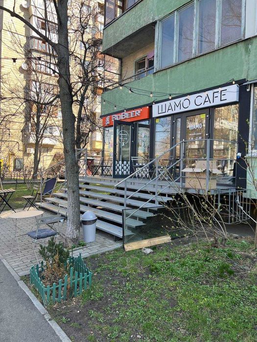 Продаж від власника комерційного фасадного приміщення з орендарем