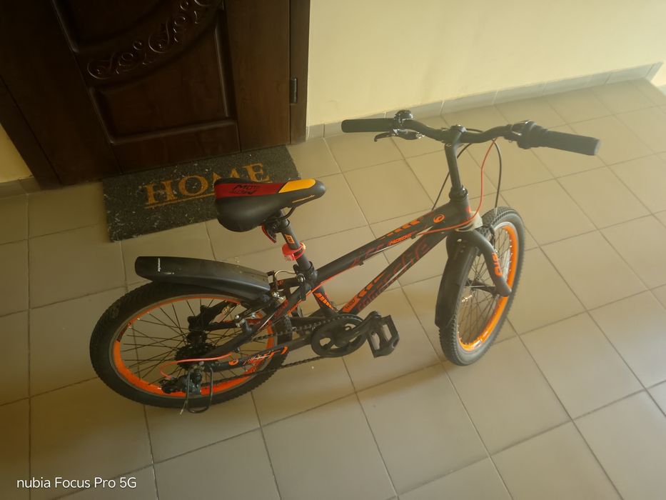 Продам дитячий вилосипед Соmanche moto six 20