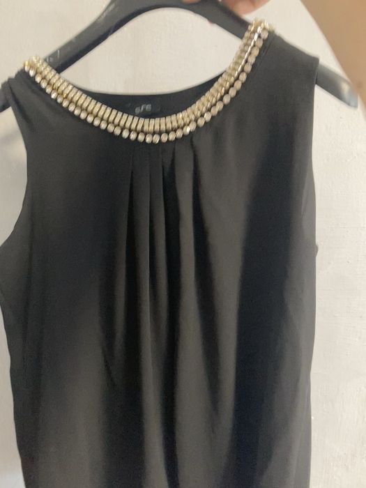 Майка з камінцями