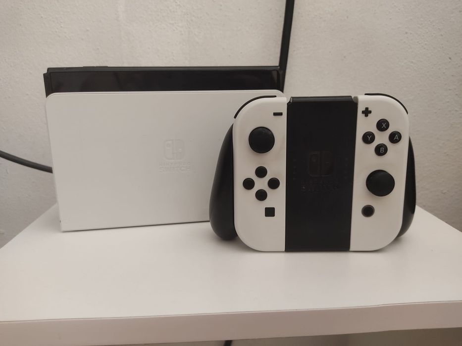 Nintendo Switch Oled Branca