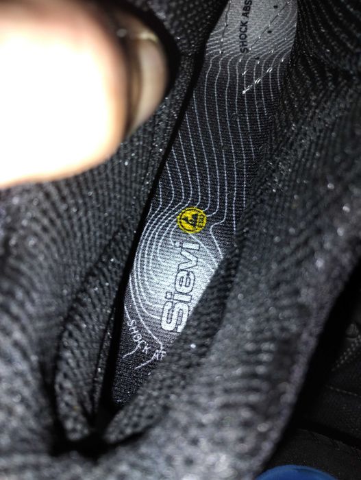 Продам ботінкі sievi