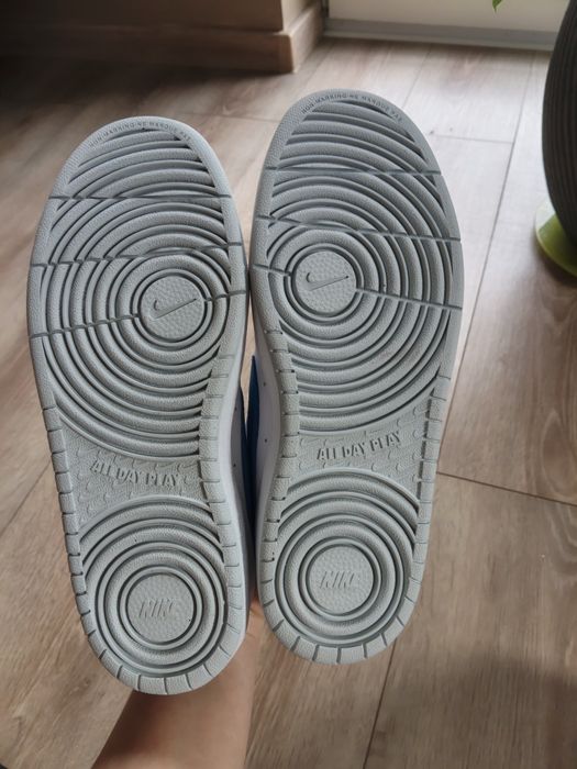 Sneakersy Nike 38,5