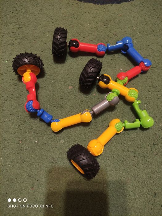 Розвиваючі іграшки