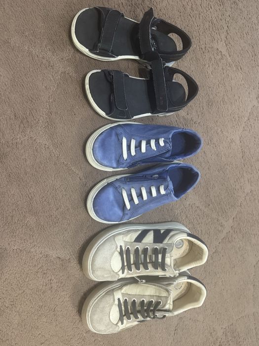 Дитяче шкіряне взуття