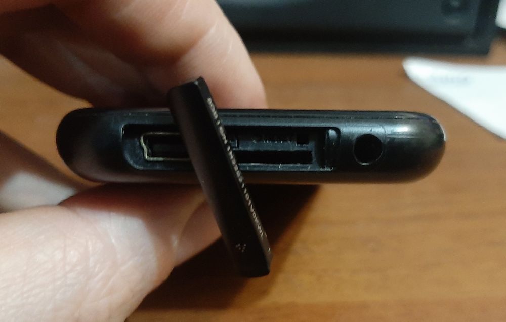 Mp3 плеер iRiver S100  8 Gb