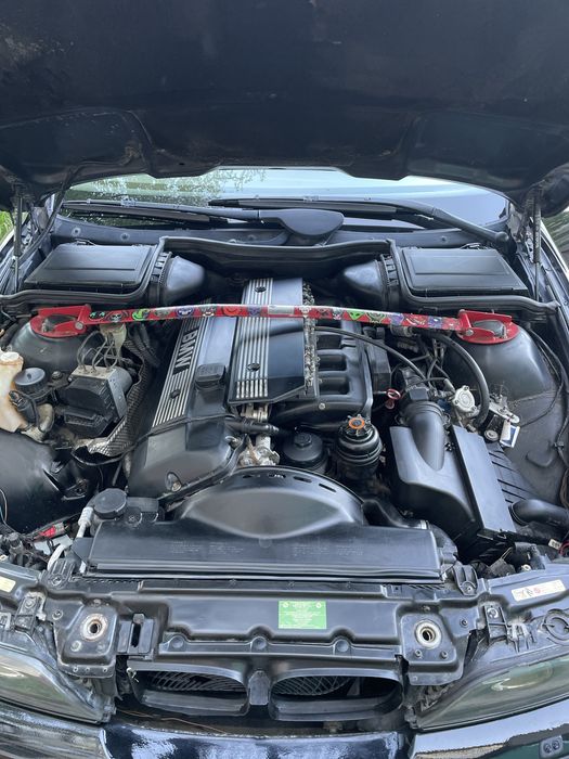 БМВ е39 М-пакет.