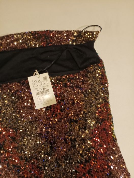 Vestido abrilhantado, de marca Pull&Bear, tamanho L