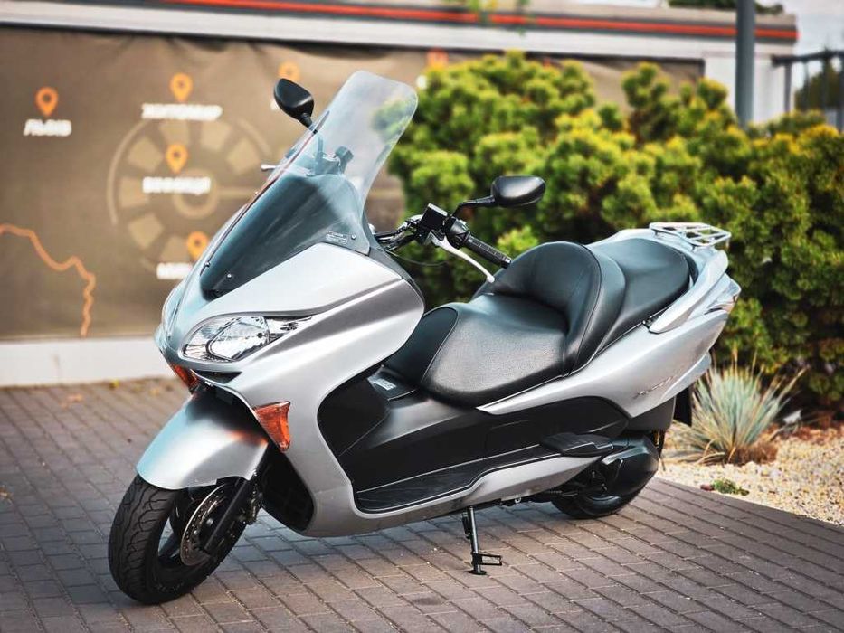 Японський Максі-скутер Honda Forza 250 Z MF08 в Арт мото Житомир