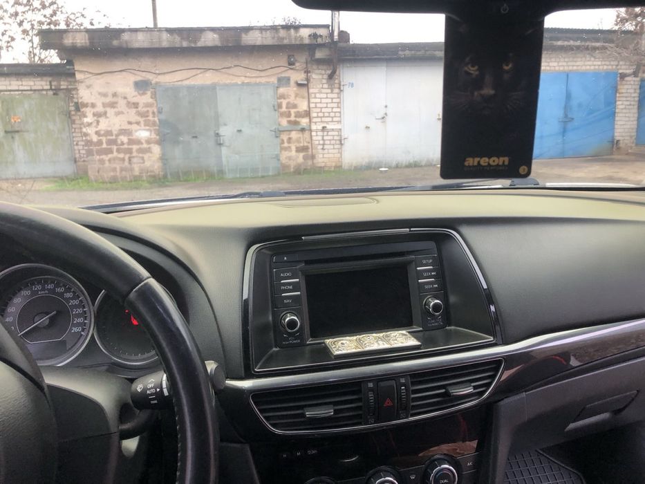 Продам авто мазда 6 газ/бенз