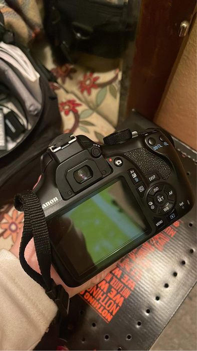 Canon Camera 1300D – TODAY ONLY64409506983169121