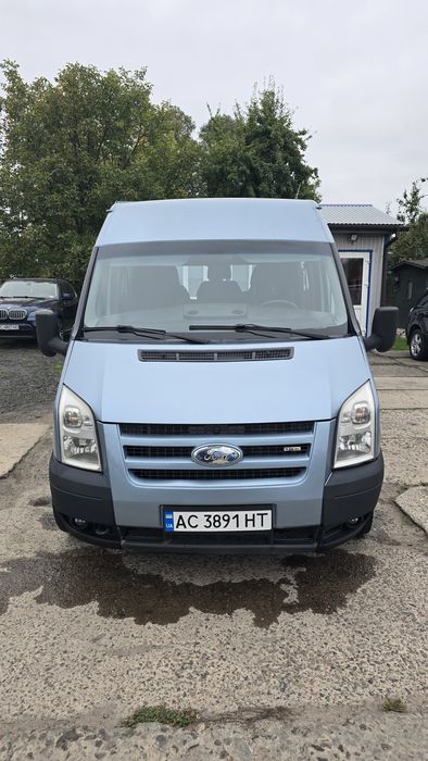 Продам форд транзит,Ford TRANSIT.2.4 дизель.Пасажир 8+1