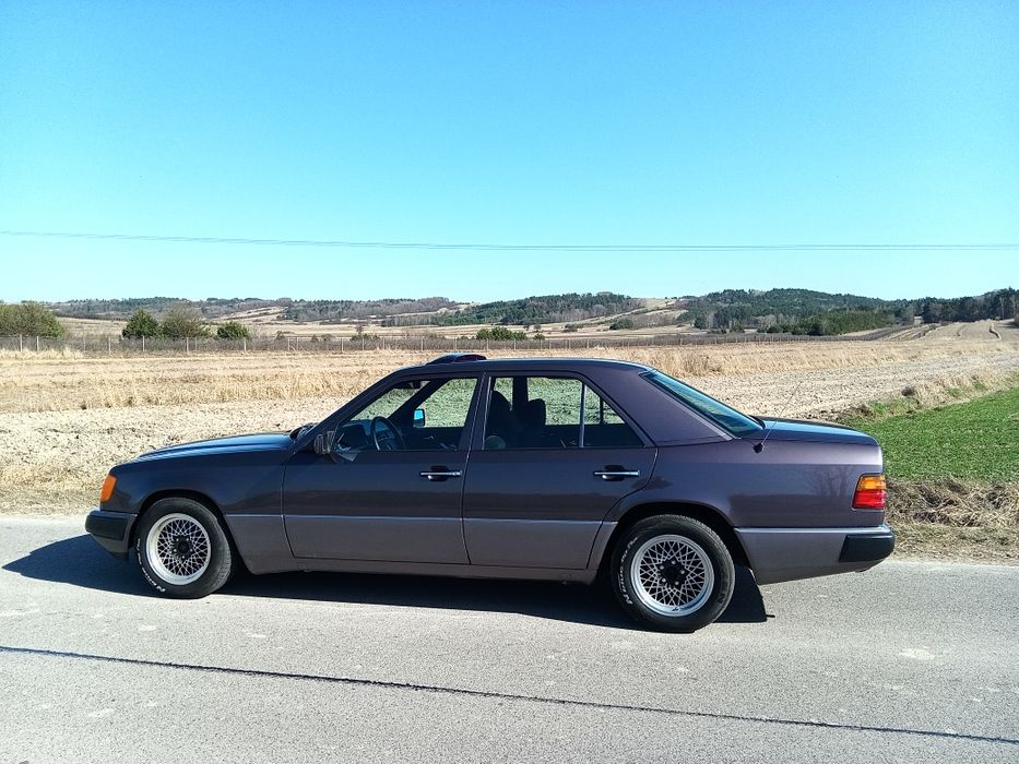 Mercedes-Benz W124