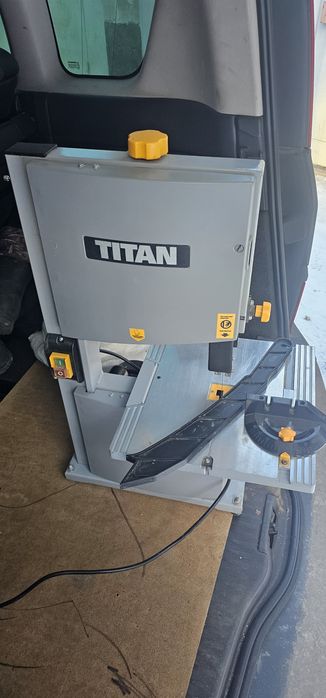 Продам пилку стрічкову TITAN