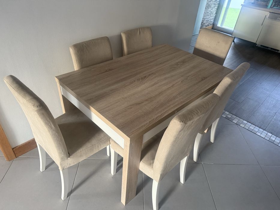 Mesa de jantar extensível