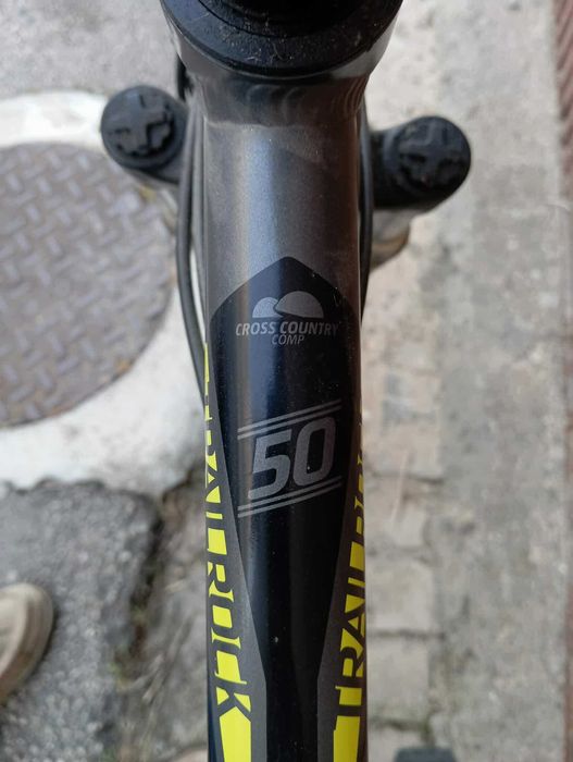 Troco bicicleta roda 27,5 como nova