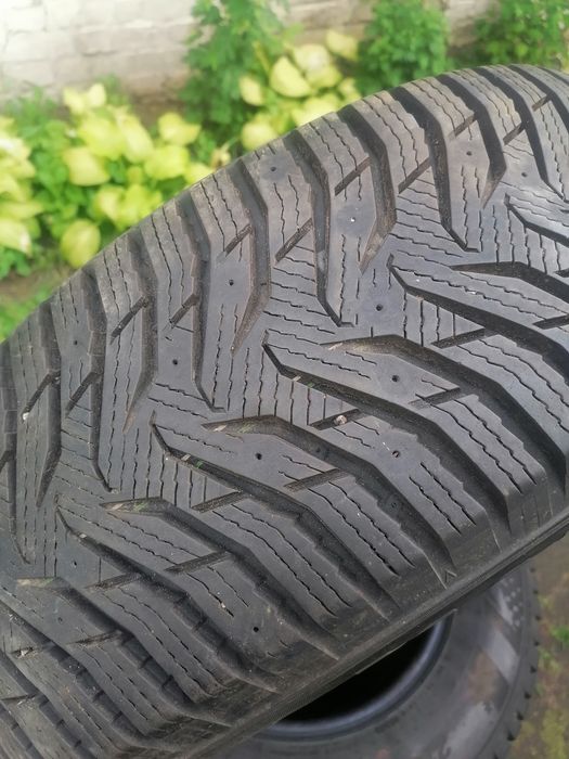 Продам покришки 215х65х15