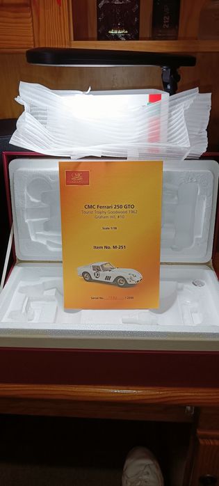 Ferrari 250 GTO, Tourist Trophy 1962, #10 (1:18) - CMC