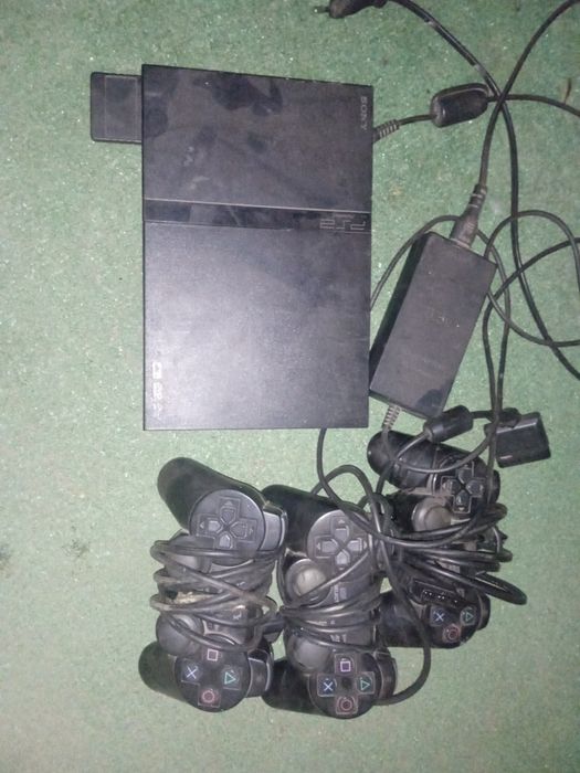 Продам плейстейшен 2