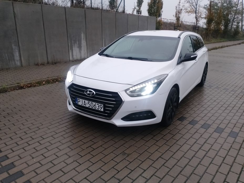 Sprzedam Hiundaj i40 kombi 2017r
