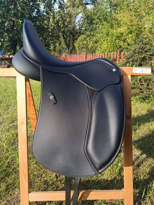 WINTEC 500 DRESSAGE Siodło ujeżdżeniowe rozm. 17