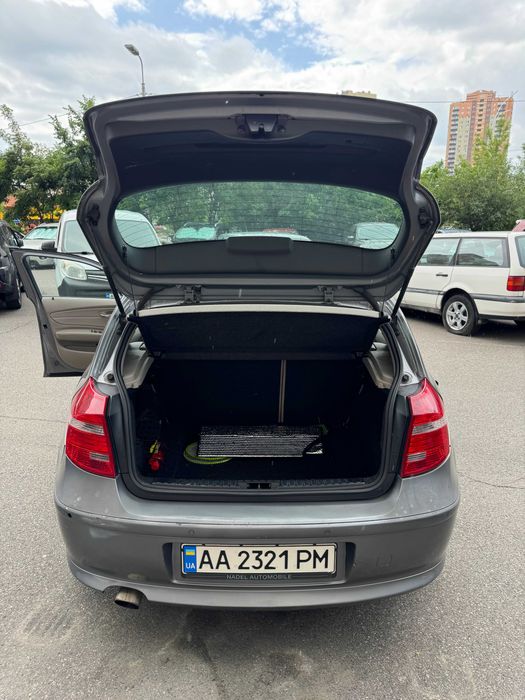 BMW 1 Series 2011 VIN WBAUD71060P528062 фото оголошення 23 з 24