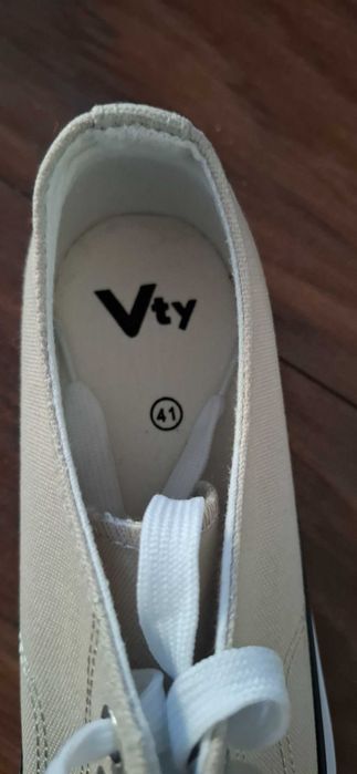 trampki unisex 41 rozmiar nowe