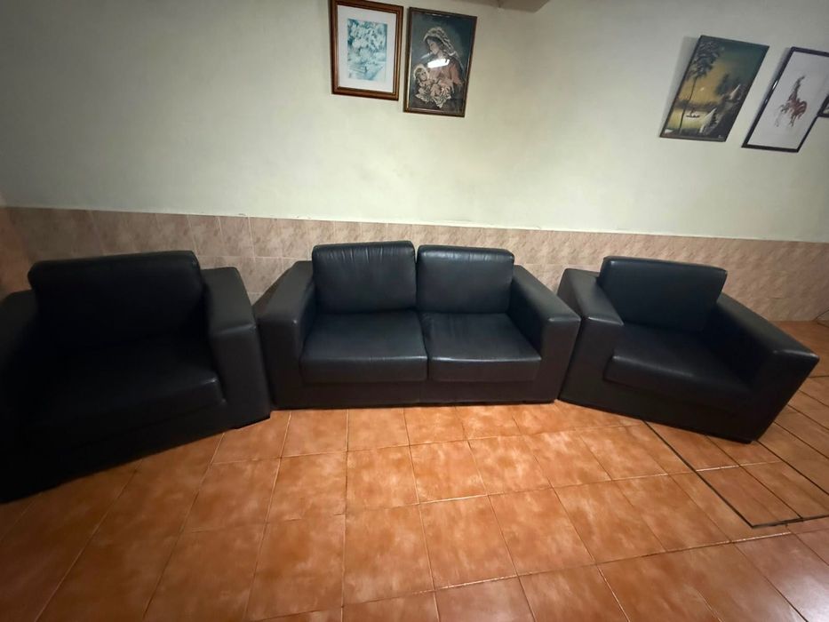 Conjunto de sofá! Só vendo o conjunto!