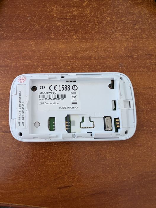 Маршрутизатор ZTE MF90 4G, sim, mini router
