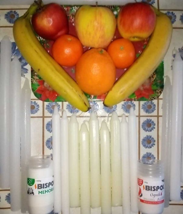 Парафиновые свечки разные