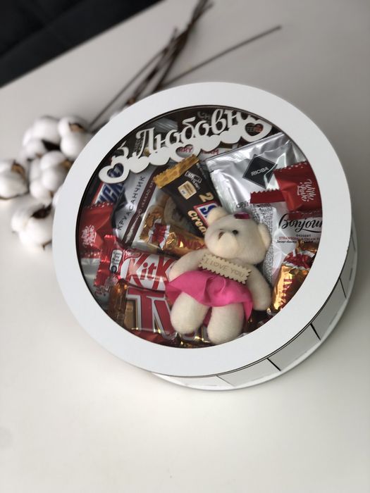 Букет из шаров, конфет. подарок,подарочный набор День Влюбленных, 14