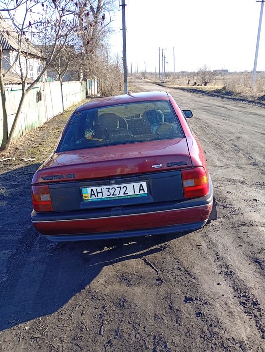 Опель вектра А на повному ходу