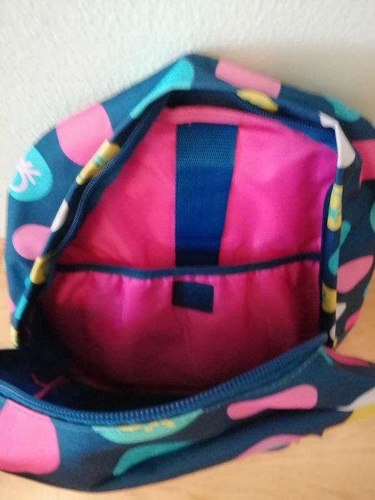Mochila escolar Benetton por estrear